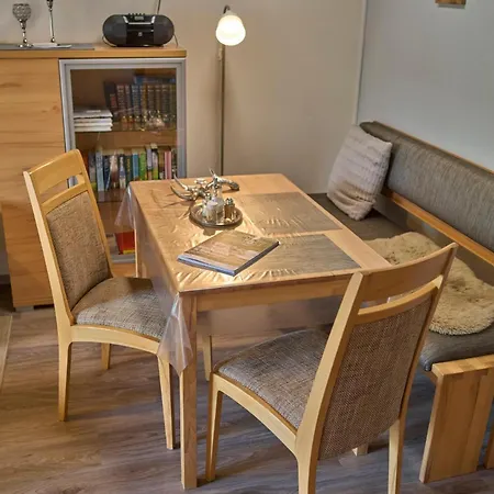 Apartament Isolde *